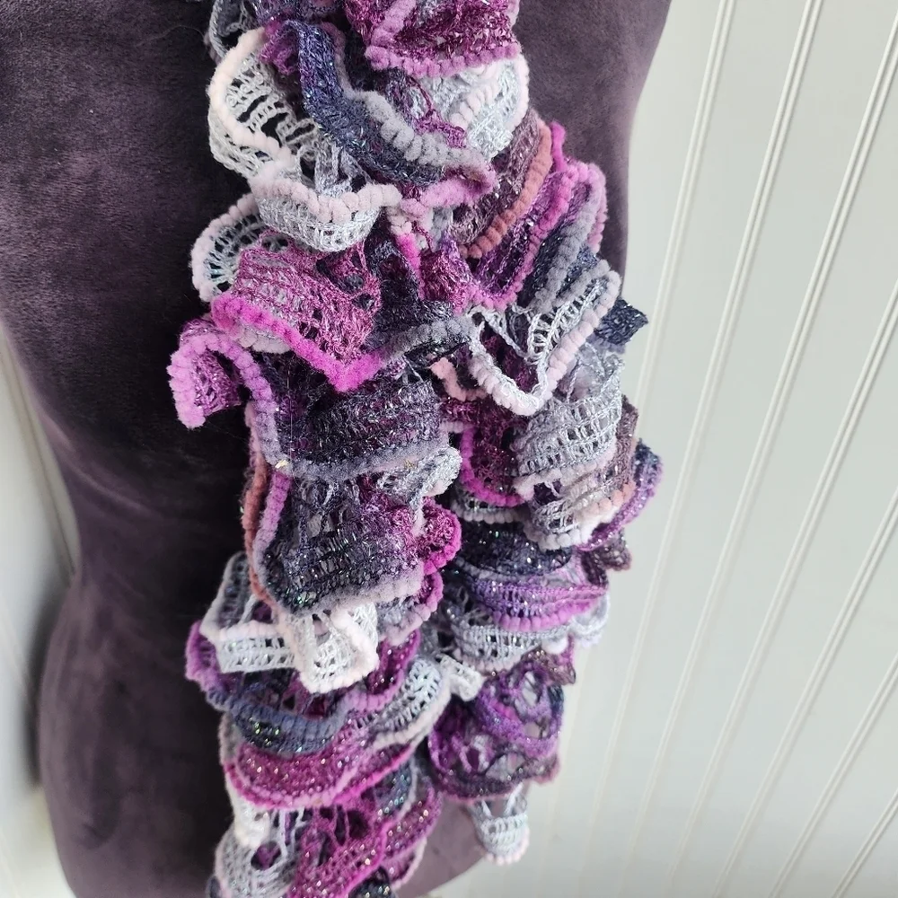 Fashion Sashay Scarf Purple Tiered Ruffle Open Knit Fairycore Romantic 52